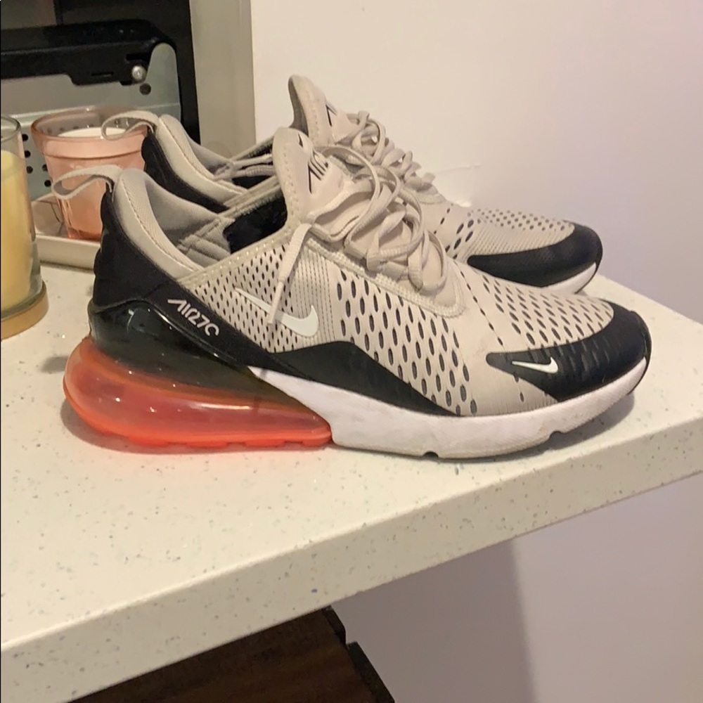 Nike Air Max 270 light bone/punch, size 8